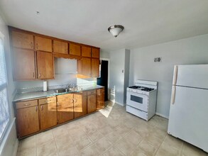 1822 Superior Ave in Sheboygan, WI - Foto de edificio - Building Photo