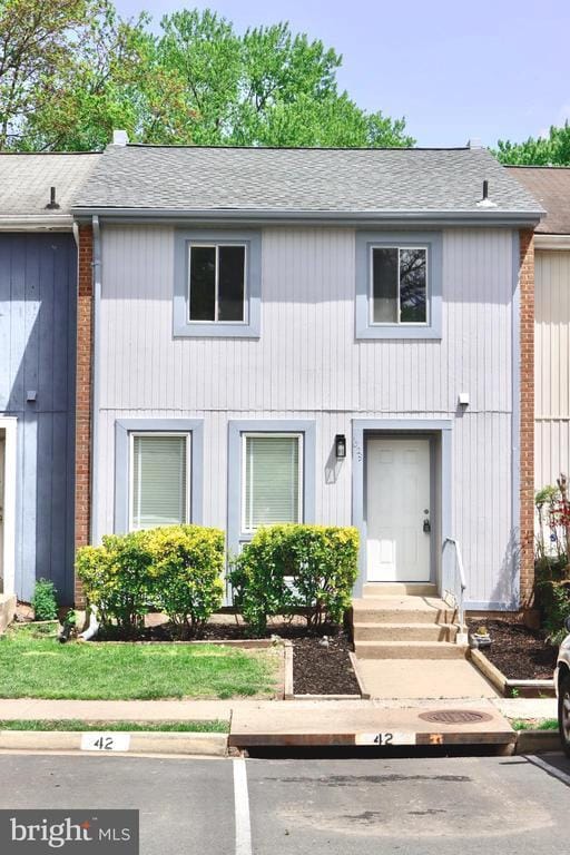 property at 1029 Kings Ct