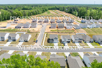 1107 Saddlebrook Dr in Rocky Mount, NC - Building Photo - Building Photo