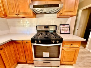 723 S Macduff St in Anaheim, CA - Building Photo - Building Photo