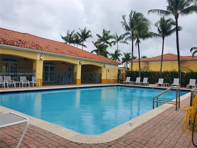 7230 NW 114th Ave, Unit 103 in Doral, FL - Building Photo - Building Photo