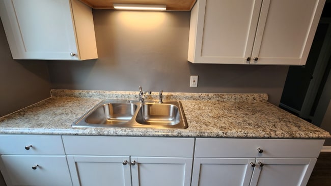 2584 Westwood Northern Blvd in Cincinnati, OH - Building Photo - Building Photo