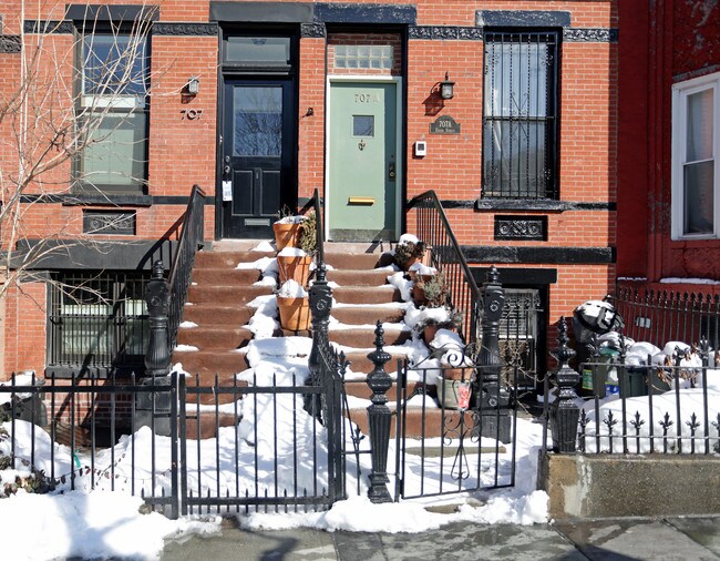 707A Union St in Brooklyn, NY - Building Photo - Building Photo