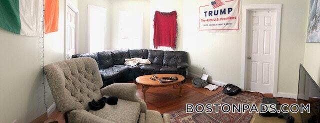 1085 Dorchester Ave