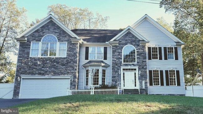 1117 Aquia Dr