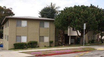 St. James Courtyard Apartments