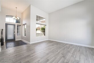 252 Canyon Spirit Dr in Henderson, NV - Building Photo - Building Photo