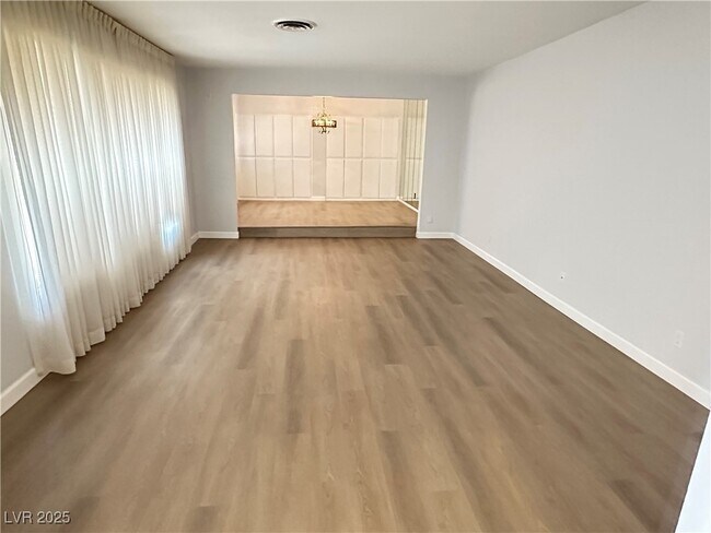 property at 2186 Gabriel Dr