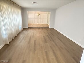 2186 Gabriel Dr in Las Vegas, NV - Building Photo - Building Photo