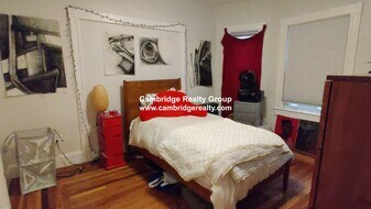 45 Bowdoin St, Unit 1 in Medford, MA - Building Photo