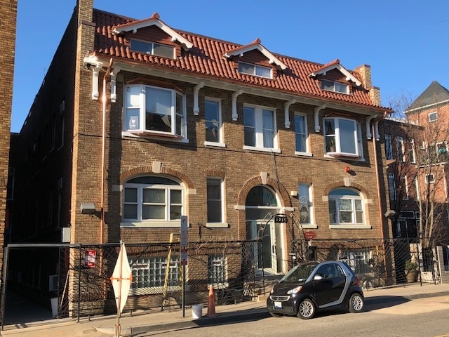 property at 1315 Park Rd NW