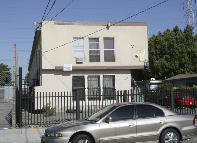 9405 Firth Blvd in Los Angeles, CA - Building Photo - Building Photo