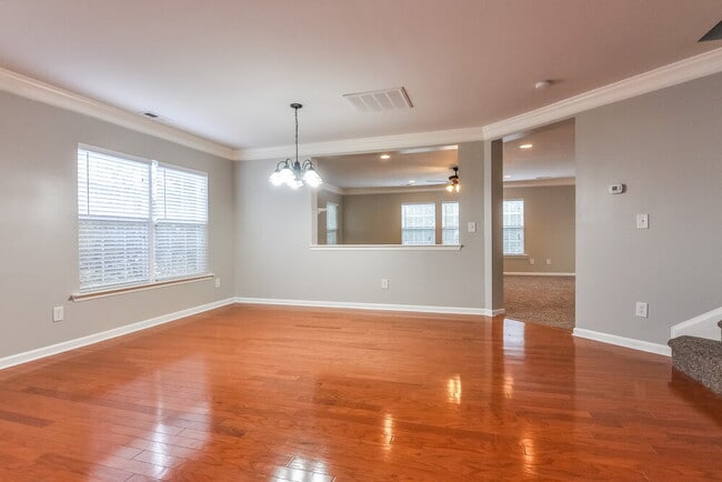 6539 Guard Hill Dr in Raleigh, NC - Foto de edificio - Building Photo