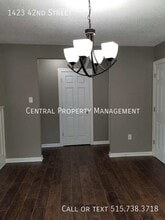 1423 42nd St in Des Moines, IA - Building Photo - Building Photo