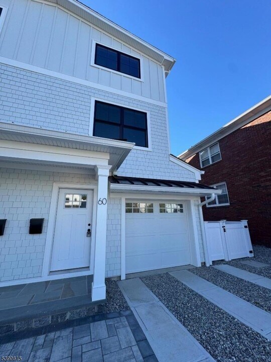 60 Church St in Millburn, NJ - Building Photo