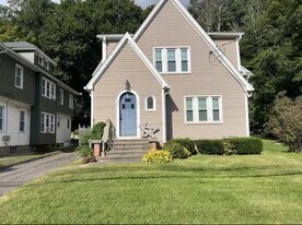 860 Migeon Ave, Unit 1st Floor in Torrington, CT - Building Photo