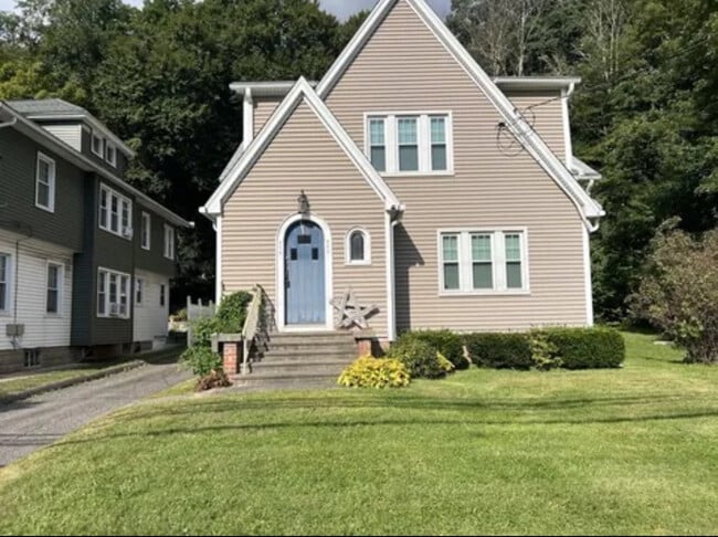 860 Migeon Ave, Unit 1st Floor, Unit 1st Floor