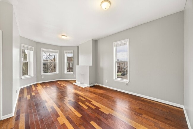 6649 S Rhodes Ave in Chicago, IL - Foto de edificio - Building Photo