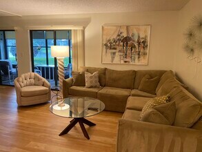 15496 Lakes of Delray Blvd in Delray Beach, FL - Building Photo - Building Photo