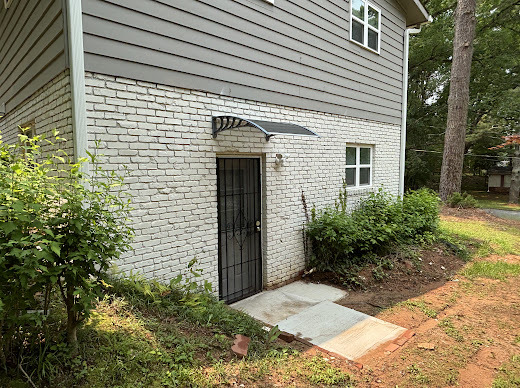 3268 Briarwood Blvd, Unit Briarwood Efficency