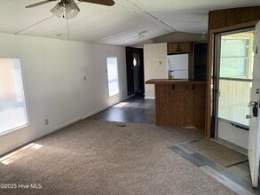 2181 Blue Creek Rd in Jacksonville, NC - Building Photo - Building Photo