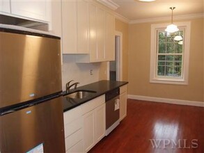 9 Alden Pl in Bronxville, NY - Building Photo - Building Photo