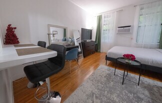 1369 1st Ave in New York, NY - Building Photo