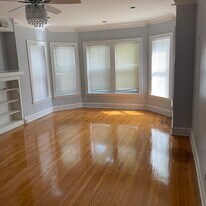 5816 W Rice St, Unit Rice in Chicago, IL - Building Photo