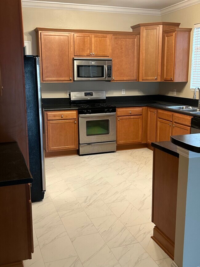 property at 828 Hidalgo St