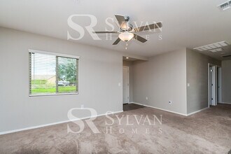 7036 S Victor Dr in Tucson, AZ - Building Photo - Building Photo