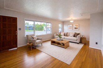 4815 62nd St in San Diego, CA - Building Photo - Building Photo