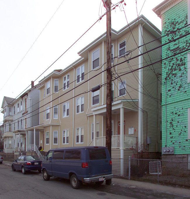 339-349 William St in Fall River, MA - Building Photo - Building Photo