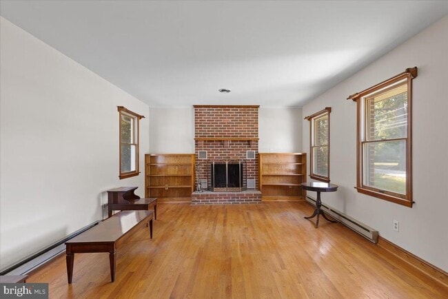 786 Masons Beach Rd in Deale, MD - Building Photo - Building Photo