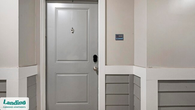 225 Walden Village Ln in Nashville, TN - Foto de edificio - Building Photo