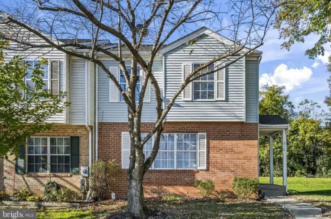 5770 Katsura Ct in Frederick, MD - Foto de edificio