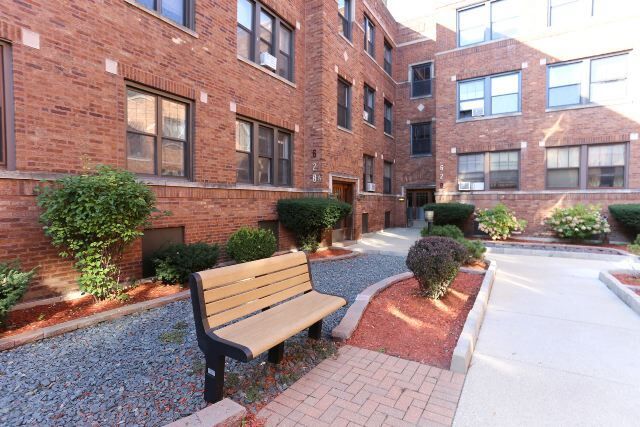 property at 631.5 W Cornelia Ave