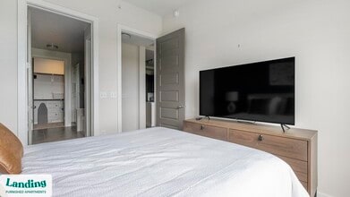 825 Usener St, Unit 824 in Houston, TX - Building Photo - Building Photo