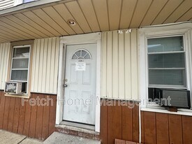 408 New St in Lebanon, PA - Building Photo