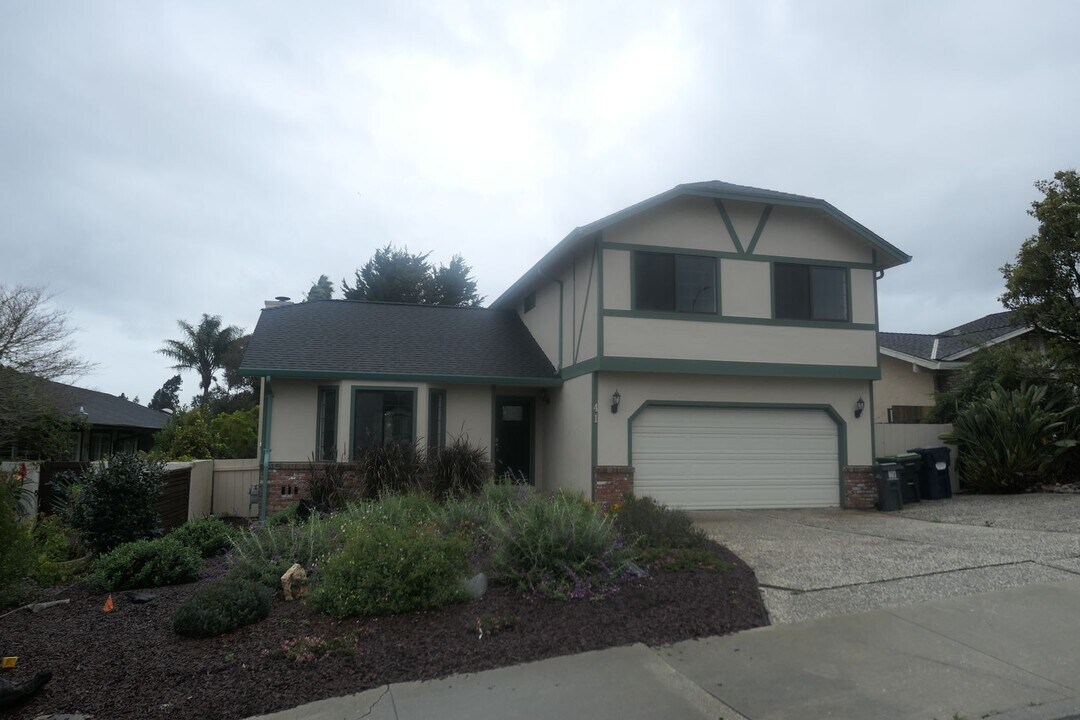 41 Melwood St in Watsonville, CA - Building Photo