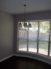 107 Hidalgo Ln in Arlington, TX - Building Photo - Building Photo