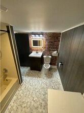 420 Manitowoc St, Unit 420b in Reedsville, WI - Foto de edificio - Building Photo