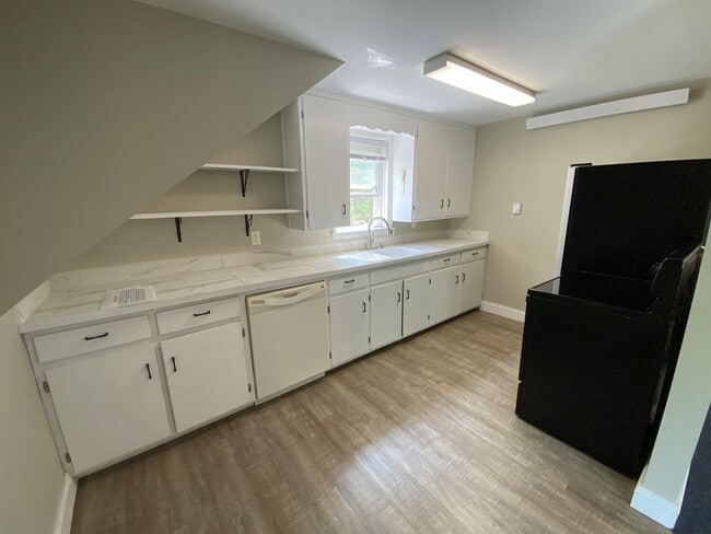 property at 2546 E Snow Rd