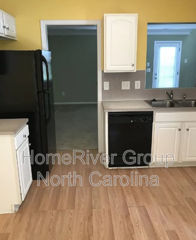 444 Amir Cir in Matthews, NC - Building Photo - Building Photo
