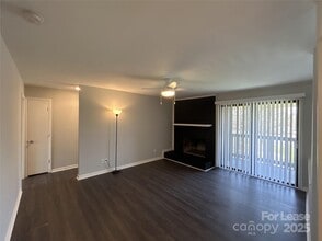 10923 Harrowfield Rd in Charlotte, NC - Building Photo - Building Photo