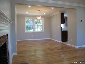 22 Hastings Ln in Stamford, CT - Building Photo - Building Photo