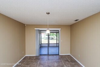 1511 Fairlee Ave NW in Palm Bay, FL - Building Photo - Building Photo