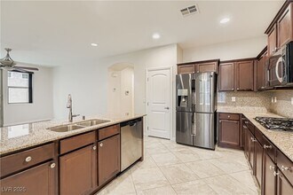 10933 Mt Pendleton St in Las Vegas, NV - Building Photo - Building Photo
