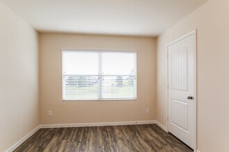 11943 Munich Dr in Houston, TX - Building Photo - Building Photo