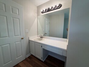 2118 Serenity Dr NW in Acworth, GA - Foto de edificio - Building Photo