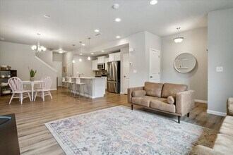 6225 White Wolf Pt in Colorado Springs, CO - Building Photo - Building Photo